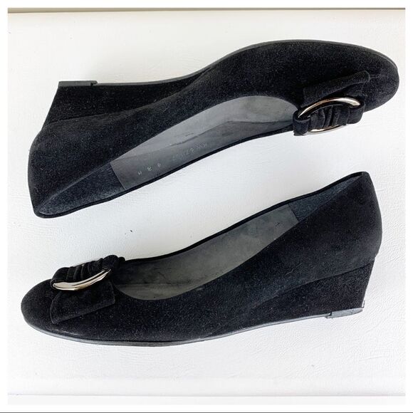Stuart Weitzman Caring Black Suede Low Wedge Silver Ring Accent 8.5 - Picture 7 of 10